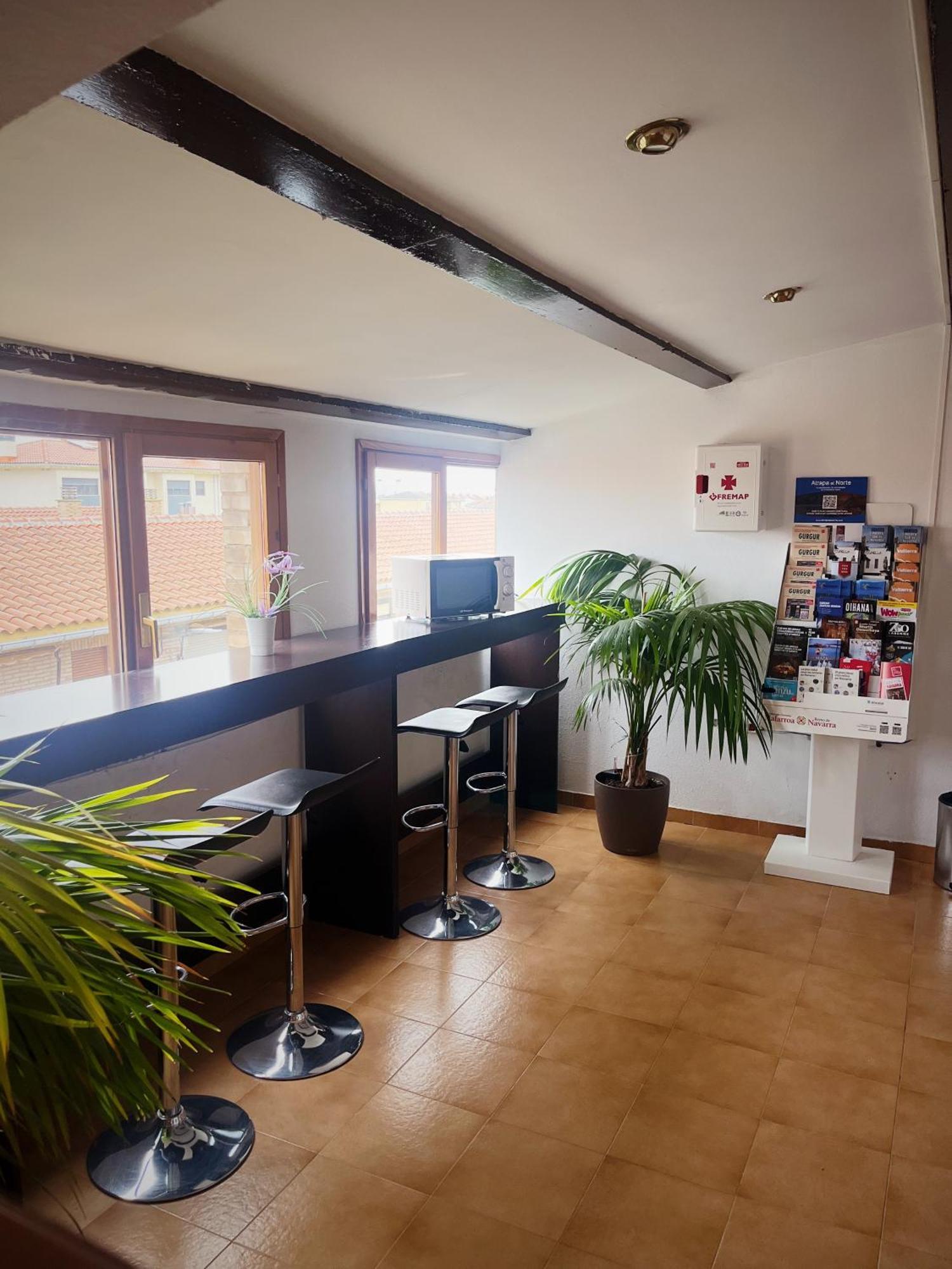 Hostal Legaz Funes Extérieur photo